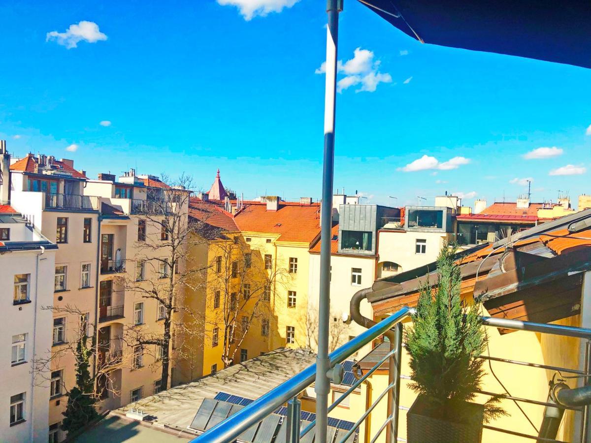 On The Top Apartments Praga Exterior foto